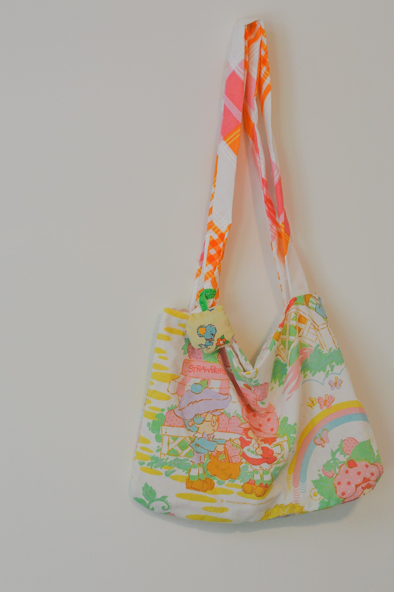 Strawberry shortcake vintage textile tote