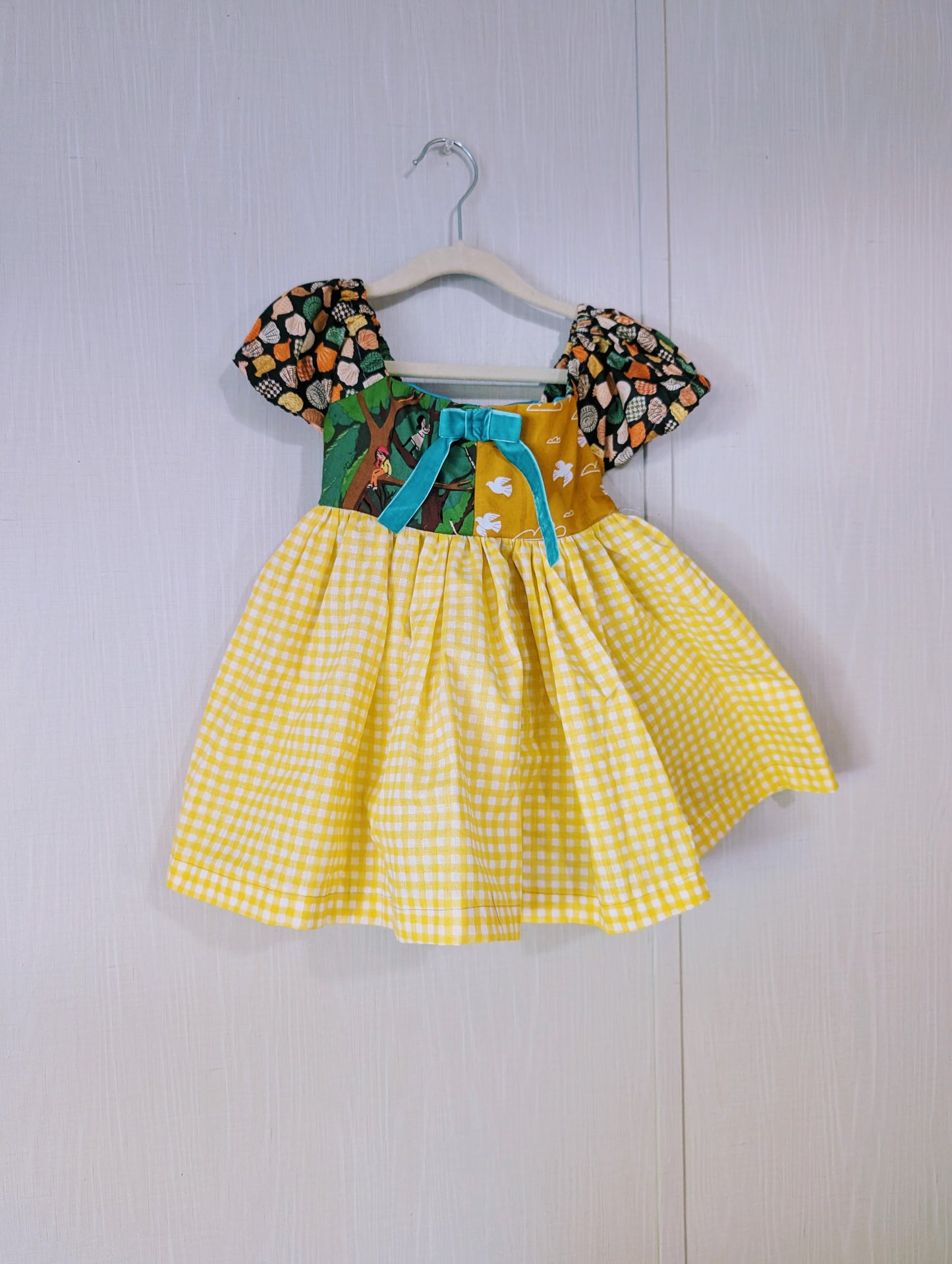 Child size 12-18 mo dress