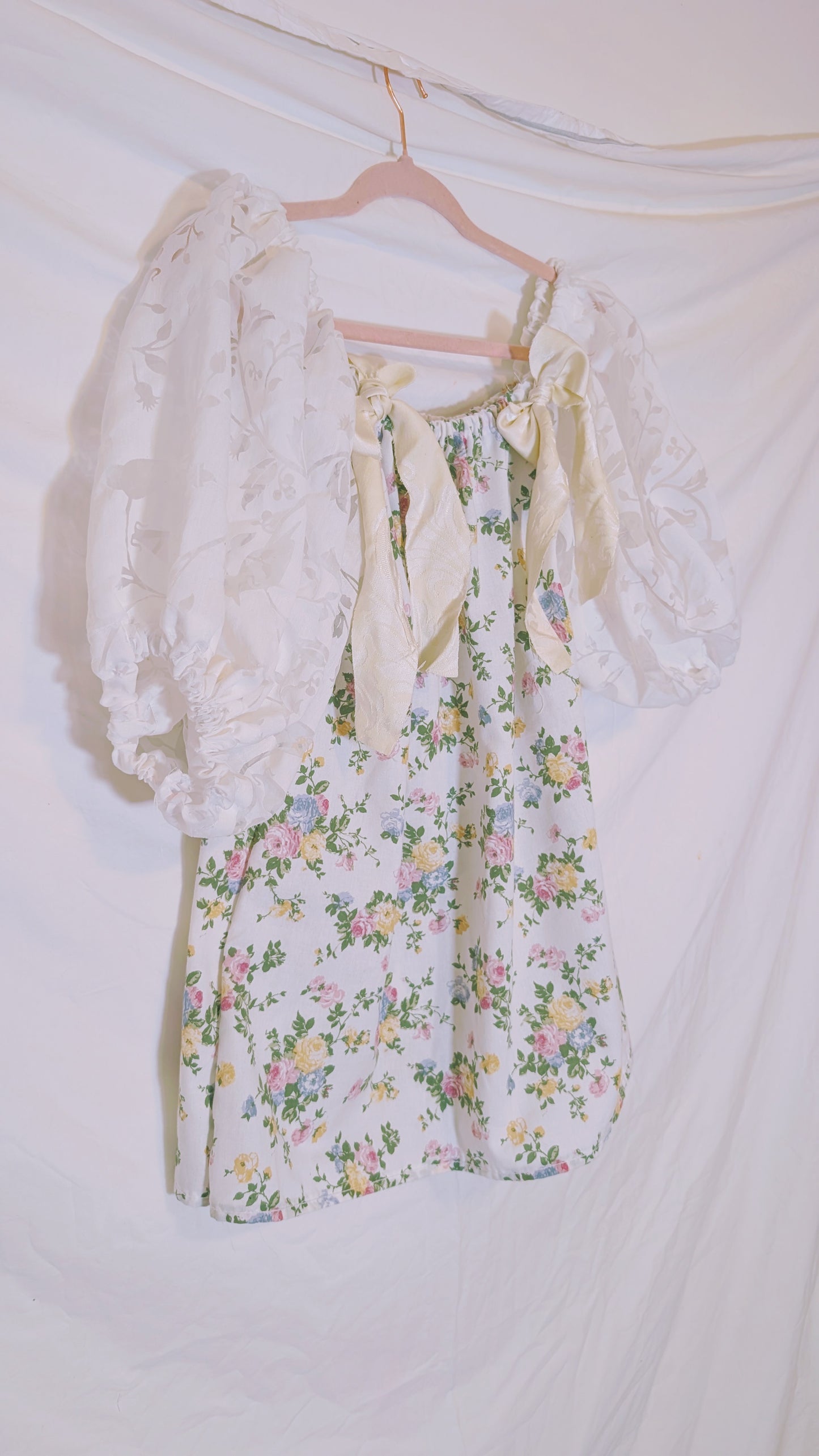 Handmade vintage textile dress US size 6(small)