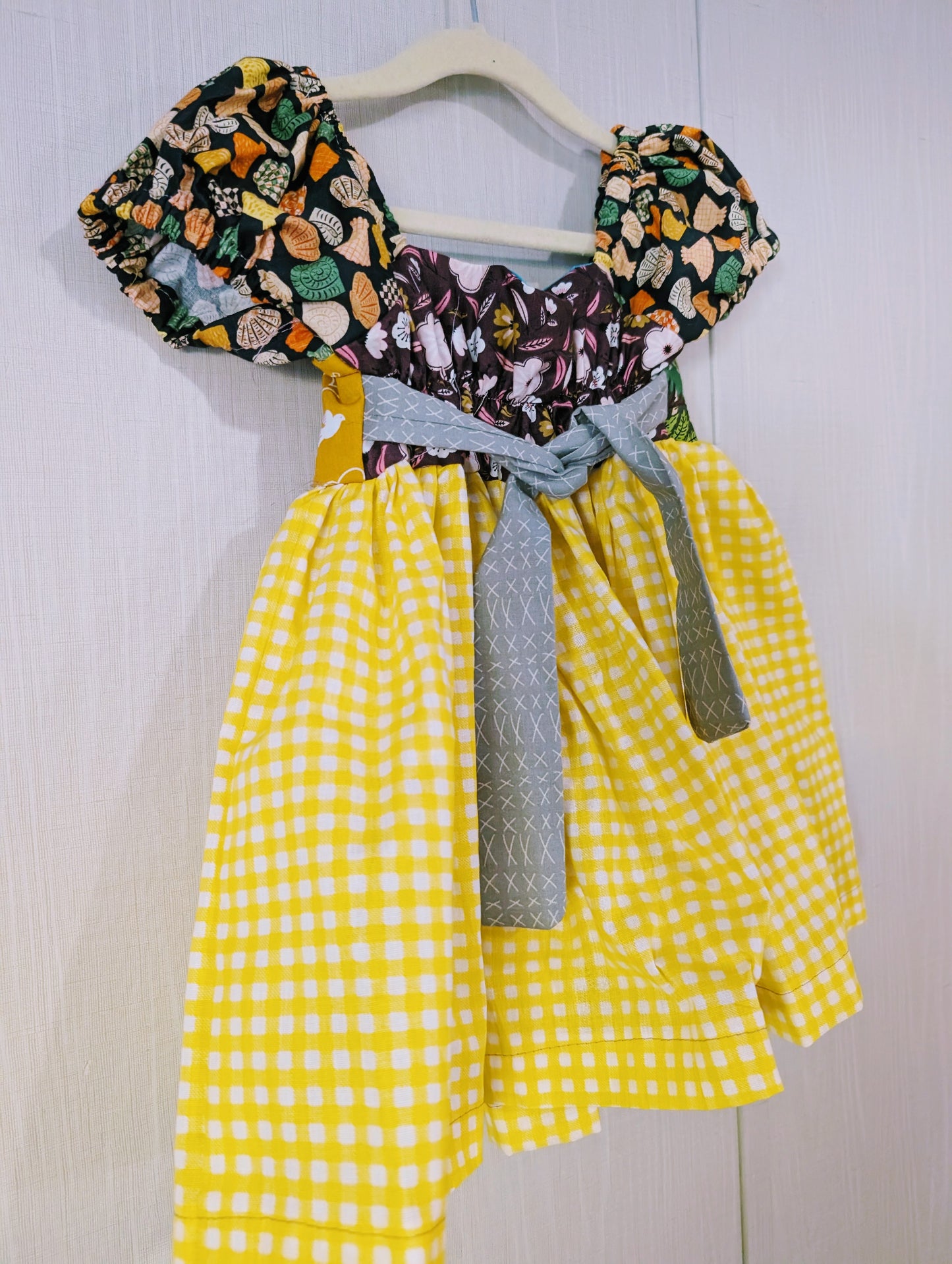 Child size 12-18 mo dress