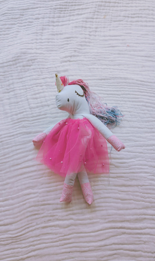 Pom pom unicorn